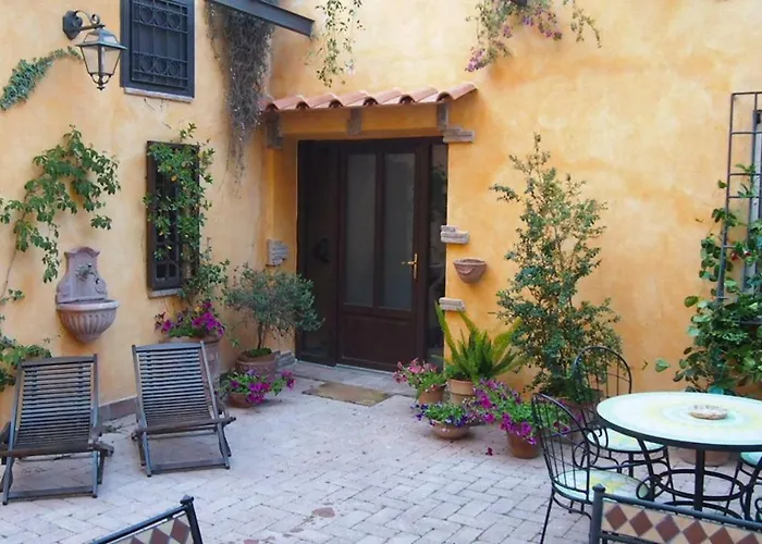 La Piazzetta Di *