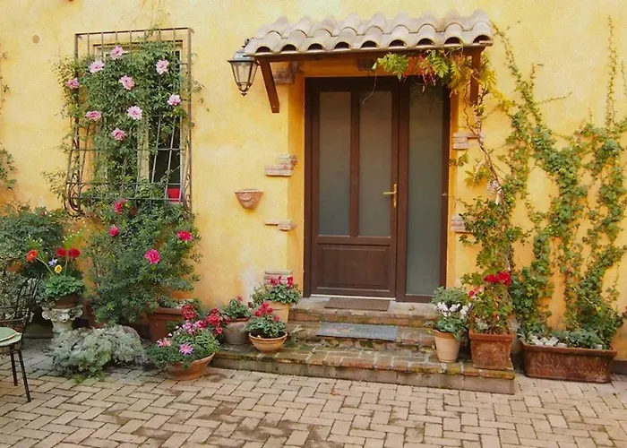 La Piazzetta Di *